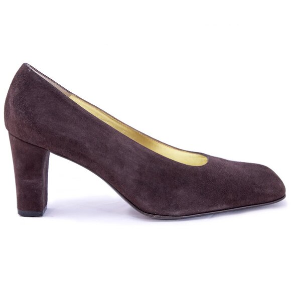 Share Similar items Sponsored See all   Vintage Bruno Magli Black Pumps Size 9 C - Picture 1 of 8